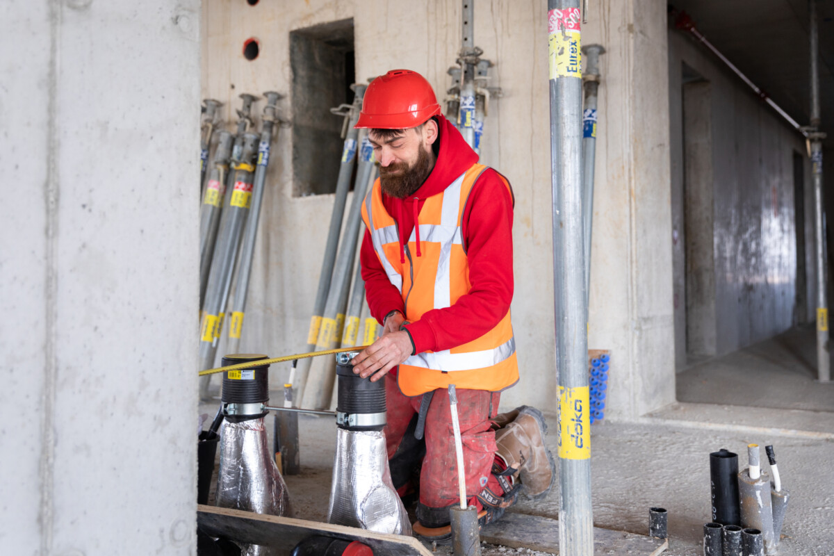 Monteur aan het werk Spindler